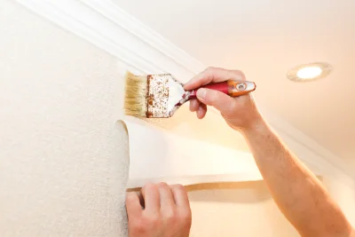 Pose de papier peint à Échalou — revêtements muraux et toiles de verre